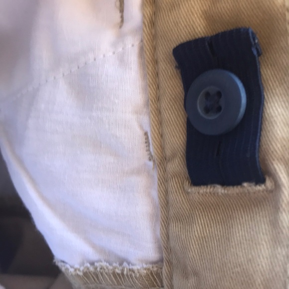 🎀 Children’s place khaki shorts size 8 - Picture 4 of 4